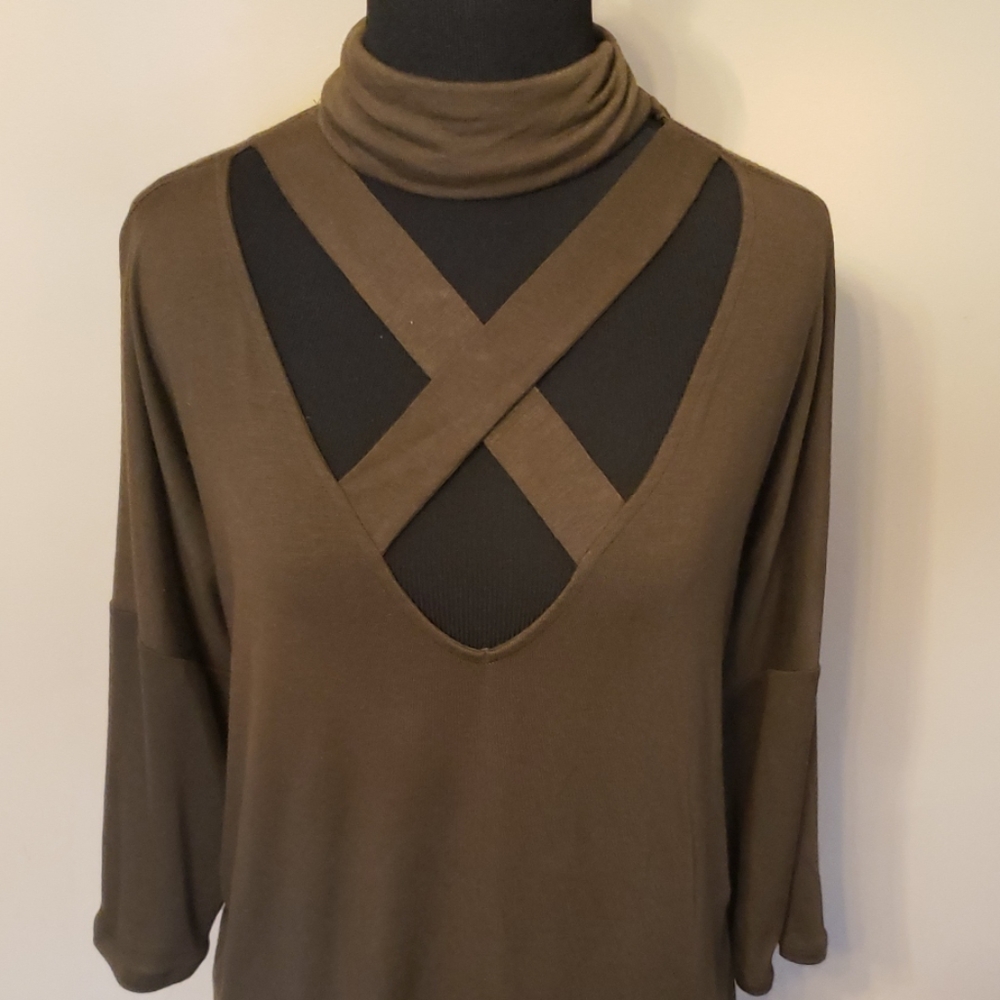 Express Olive Criss Cross Dolman L